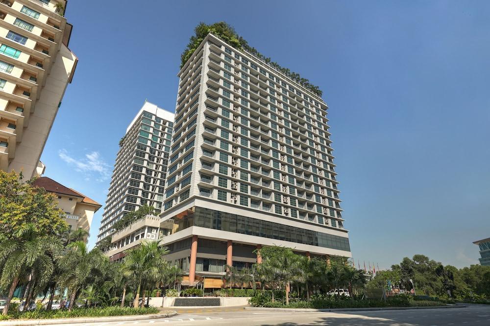 Acappella Suite Hotel, Shah Alam Exterior photo