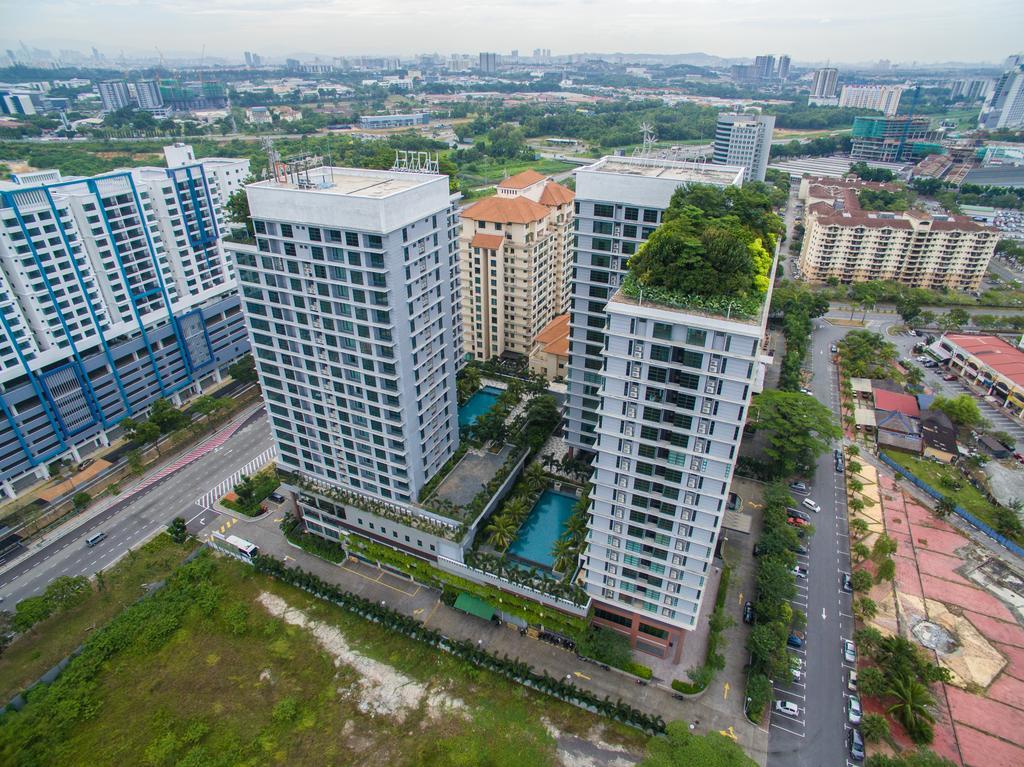 Acappella Suite Hotel, Shah Alam Exterior photo